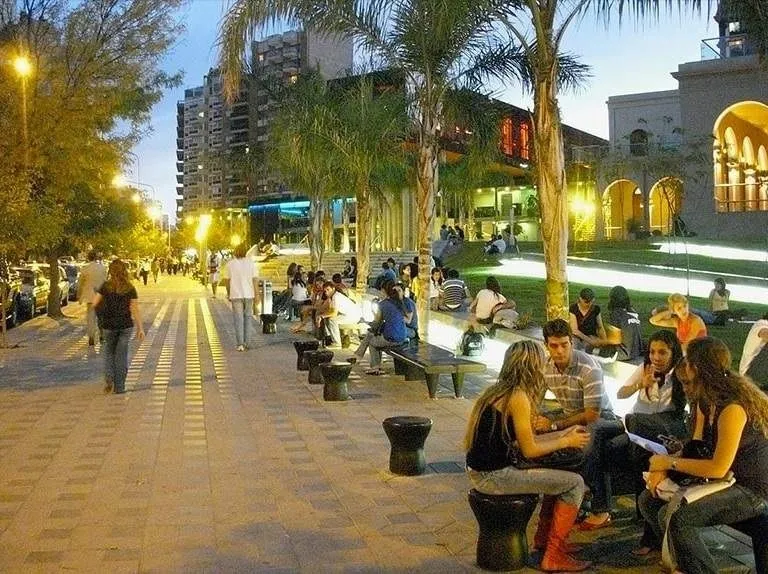 ALQUILER EN NUEVA CORDOBA 1 DORM-SAN LOREZO 100 - A MTS BUEN PASTOR
