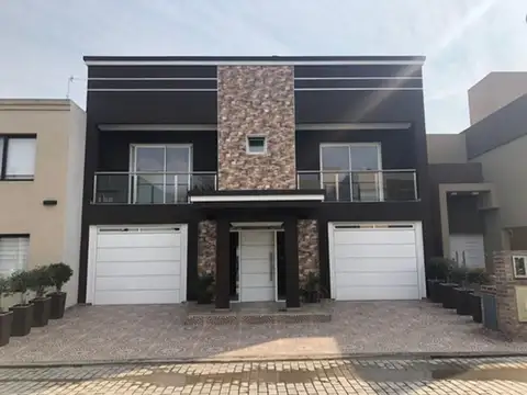 Casa en Venta en Villa Gobernador Udaondo, Partido de Ituzaingó