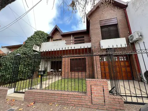 Casa en Venta en Castelar Norte, Castelar