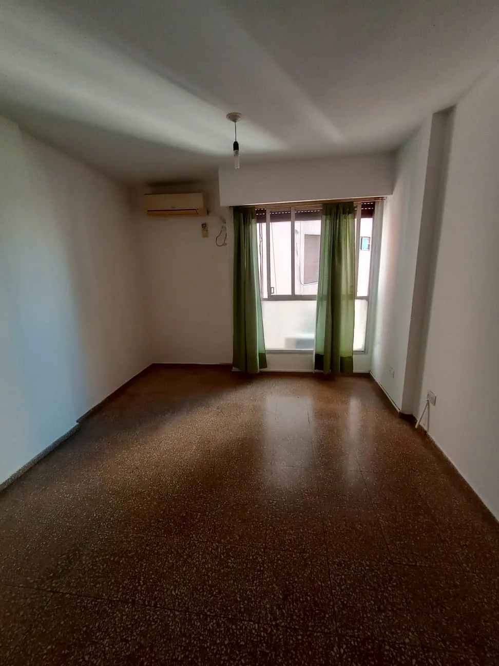 ALQUILER DEPARTAMENTO 1 DORMITORIO - CENTRO - CASEROS 365