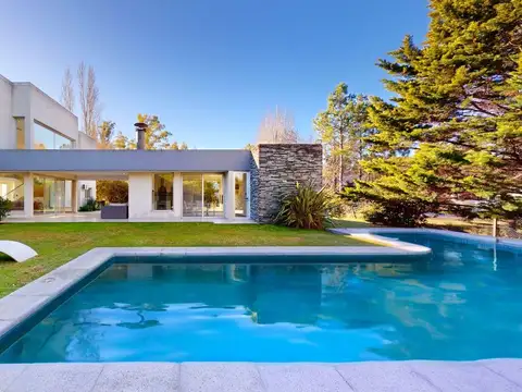 Casa en Venta en Grand Bell, Countries y Barrios Cerrados en la Plata