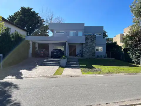 Casa en Venta en Adrogue, Partido de Almirante Brown