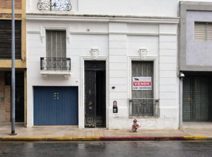 Casa · 175m² · 5 Ambientes · 1 Cochera