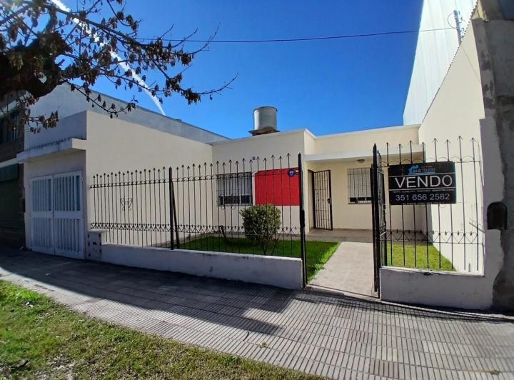 Casa · 131m² · 5 Ambientes · 1 Cochera
