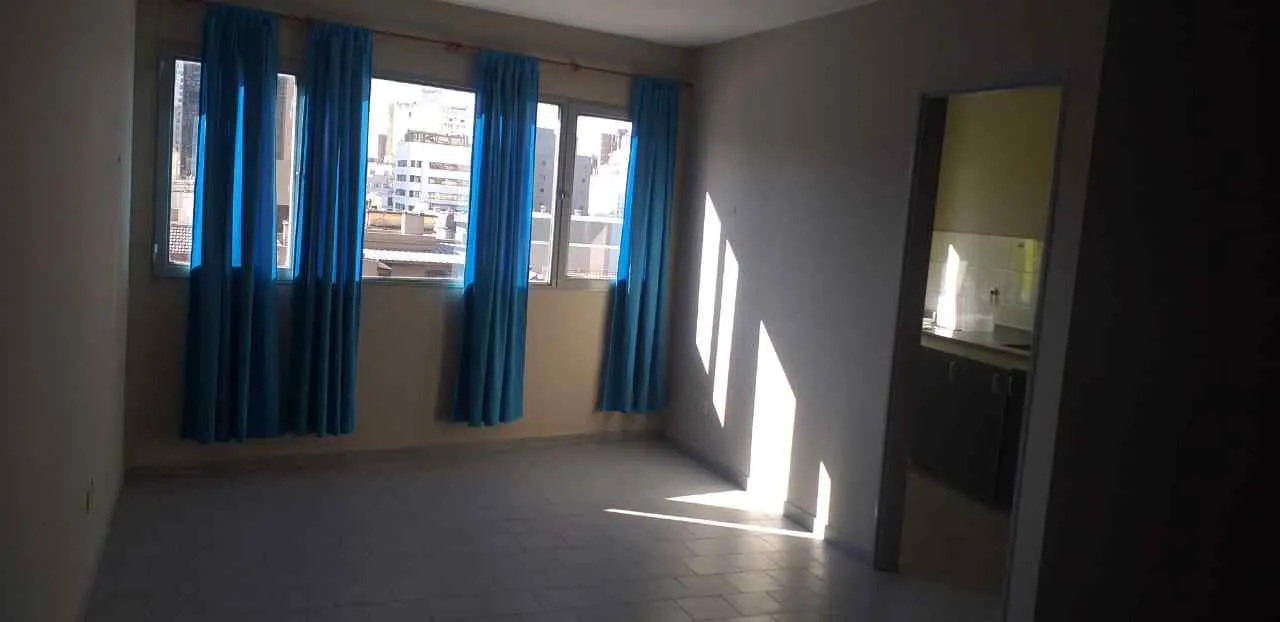 1 dorm sobre Bv. Illia c aire acondicionado - Nva Córdoba -