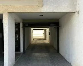 Cochera de Fácil Acceso y Estacionamiento en Barrio General Paz