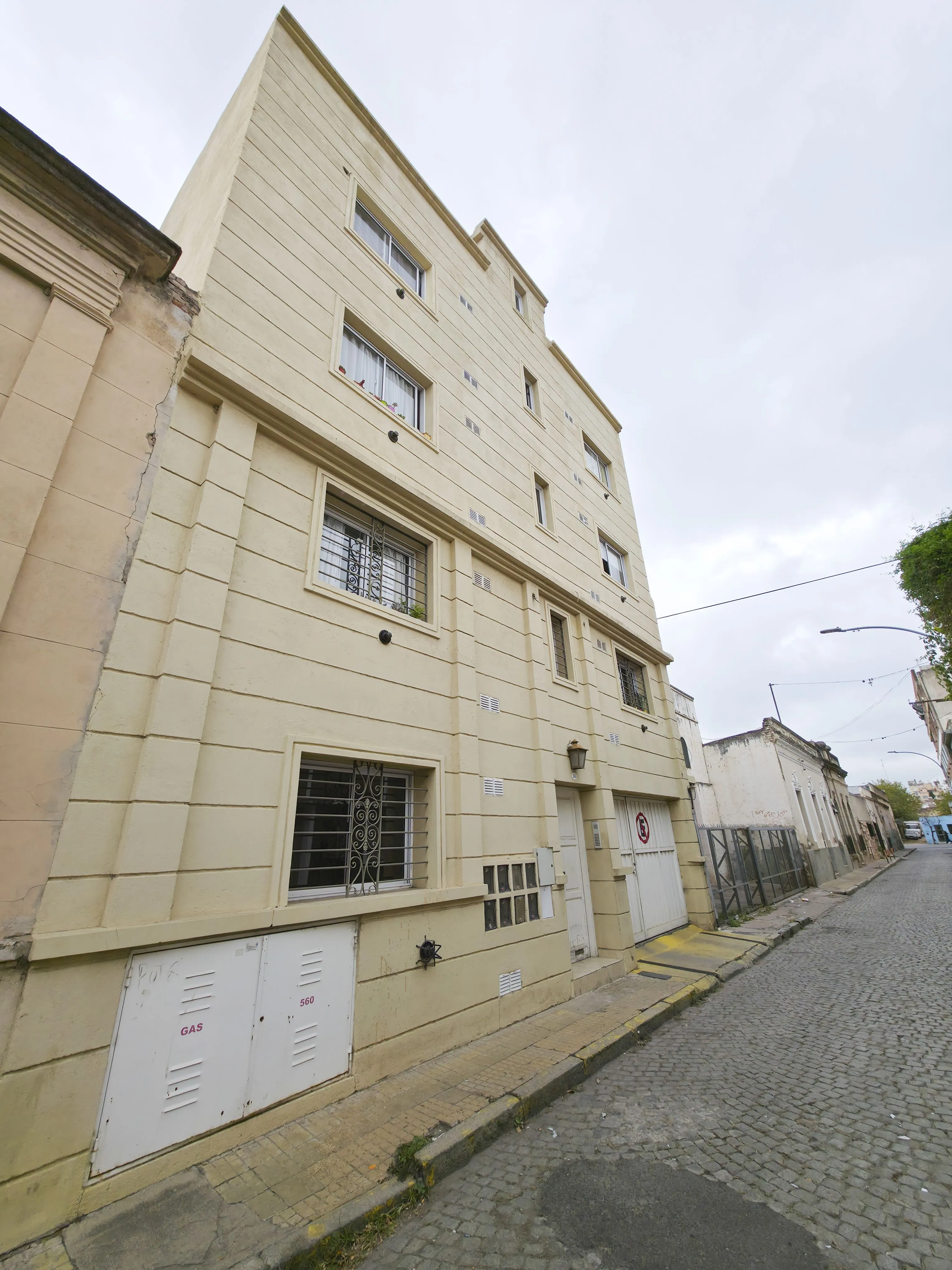 SIN EXPENSAS, LUMINOSO, EXTERNO, ZONA HOSPITAL DE URGENCIAS, PRECIO FINAL $ 380.000.