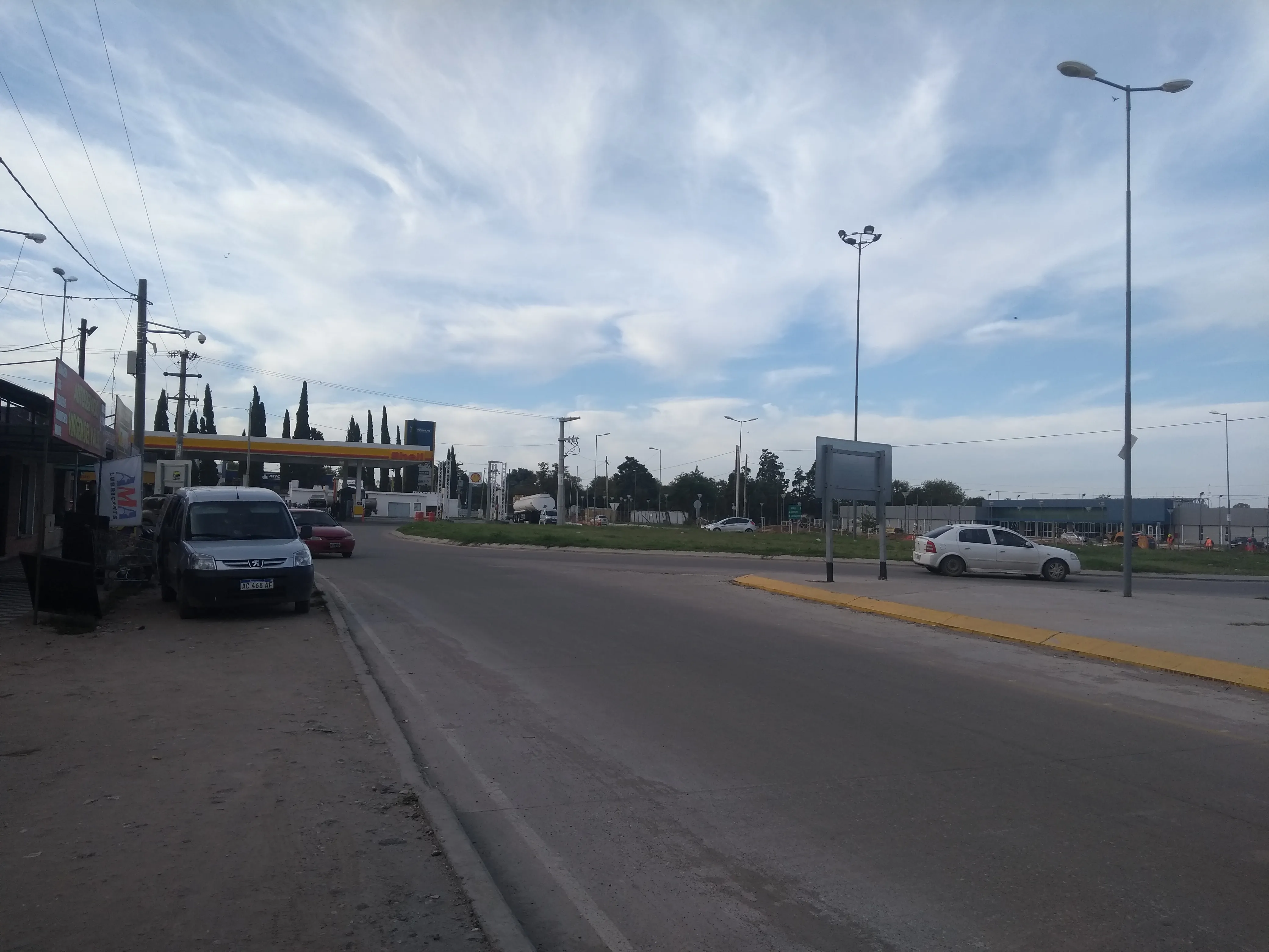 Excelente Galpón a 15 mts de Av. Juan B. Justo