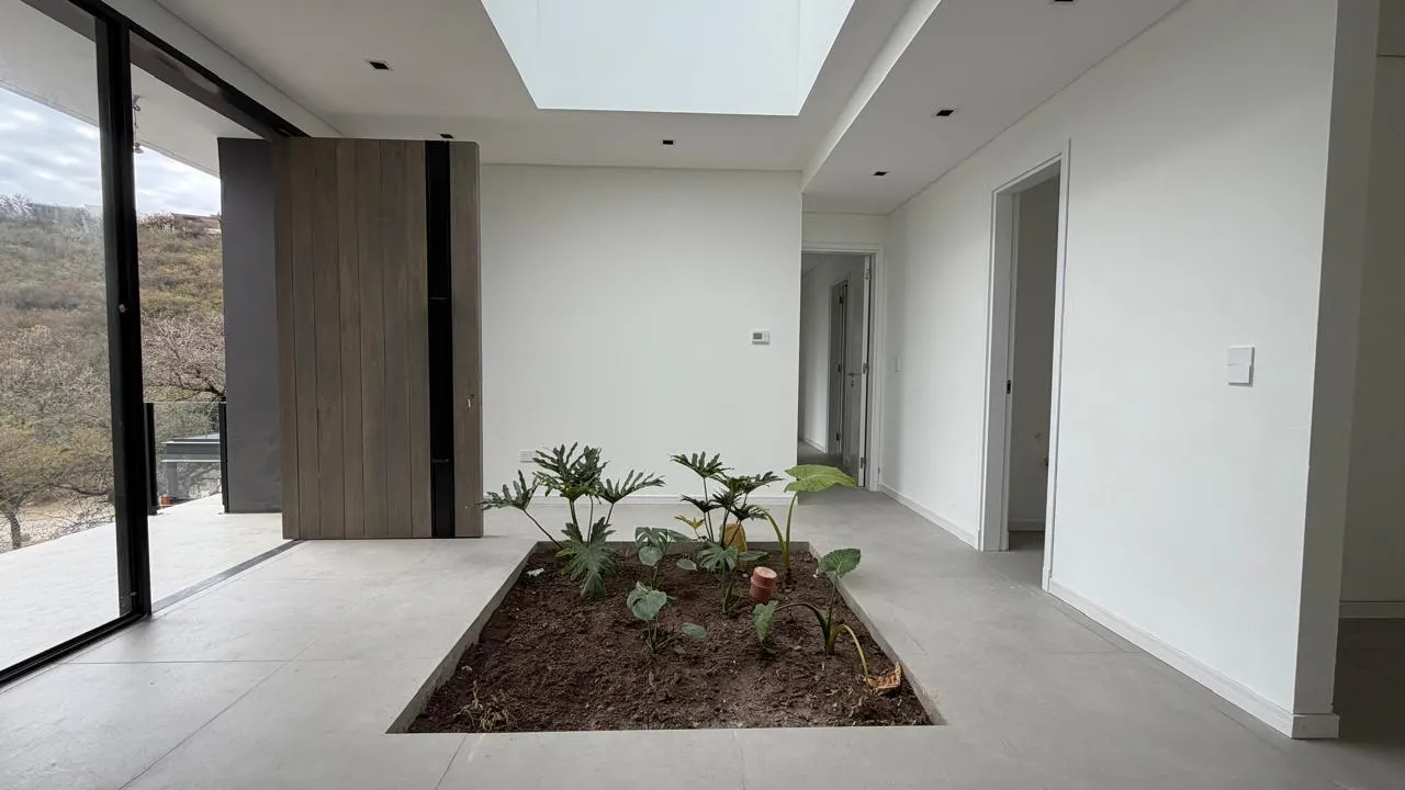 ¡Venta! Casa en La Deseada -  4 dormitorios ¡Con Escritura!