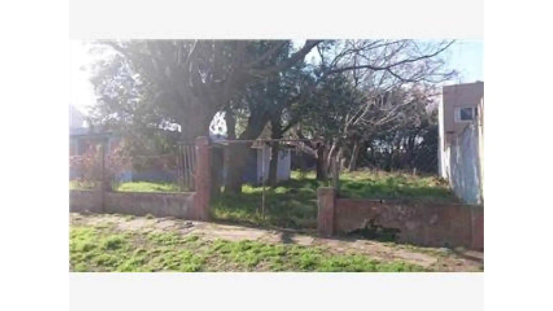 OPORTUNIDAD AMPLIO LOTE CON CASA A DEMOLER OPORTUNIDAD UNICA