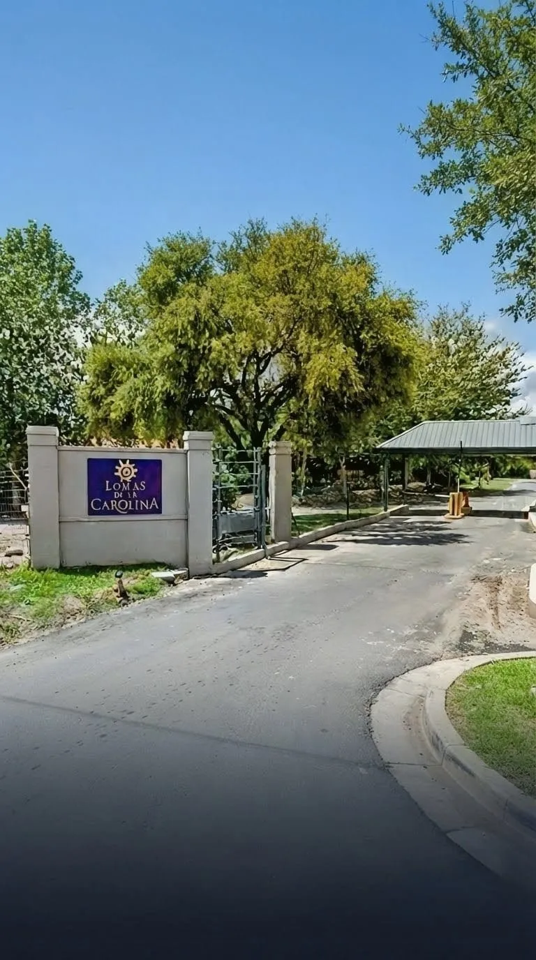 Lomas de la Corolina · Excelente Residencia · Unidad Premium · Zona Privilegiada ·