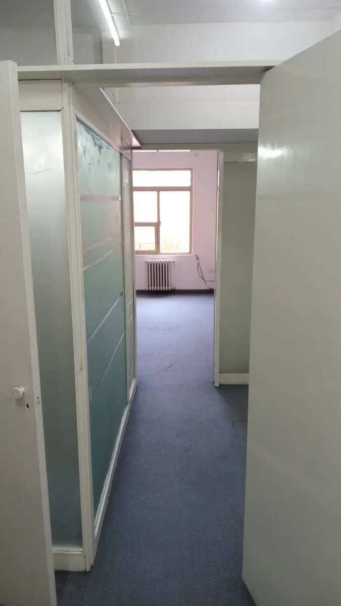 VENDO OFICINA  PLENO CENTRO CORDOBA