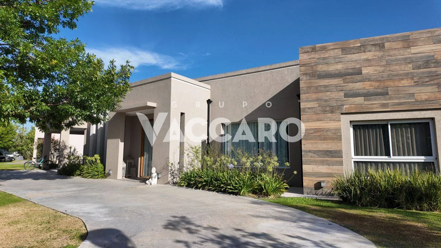 Alquiler de Casa 5 ambientes Terravista amoblada con piscina vista al pulmón