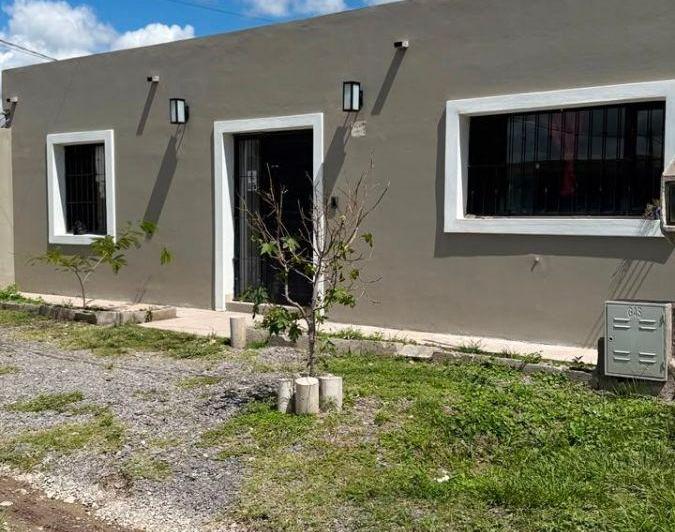 Casa · 100m² · 4 Ambientes · 1 Cochera