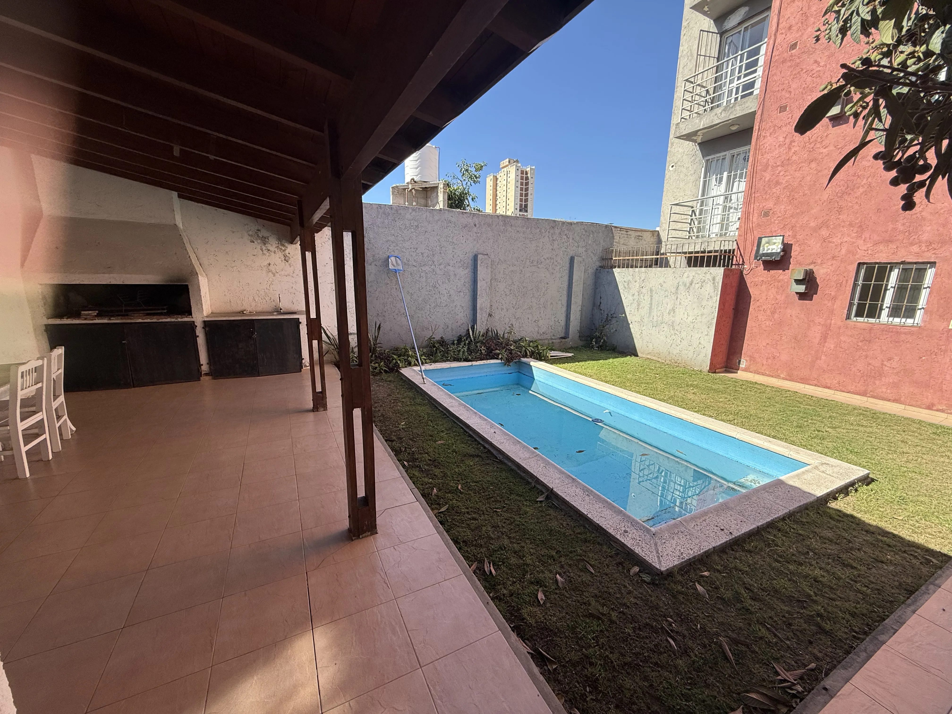 SE ALQUILA DEPARTAMENTO B° Alto Alberdi - 1 Dorm