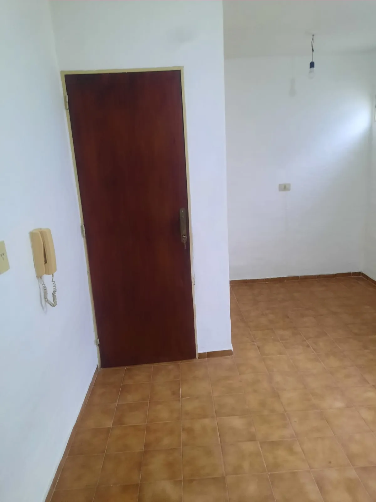 ALQUILO.dpto 1 dormitorio excelente ubicación!!!!!bajas expensas..!!!!zona.bv.san Juan al 900