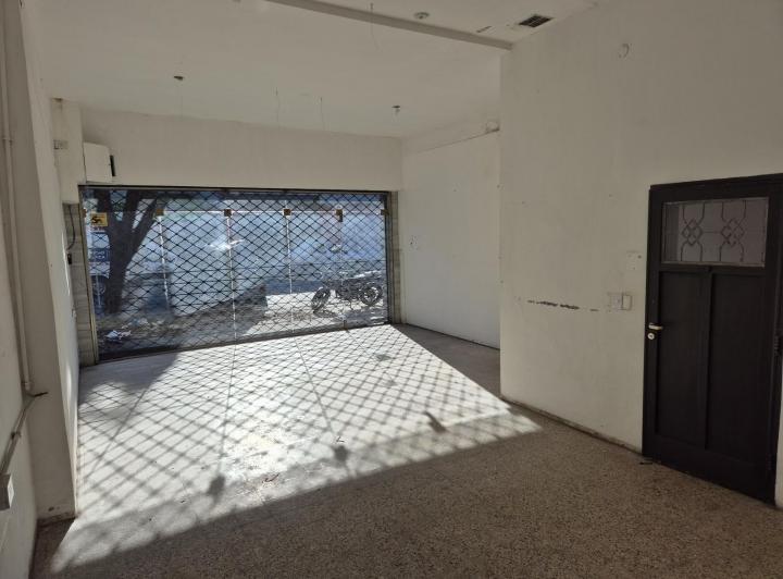 Local comercial · 285m² · 5 Ambientes · 4 Cocheras