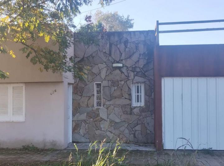 Casa · 92m² · 7 Ambientes · 3 Cocheras