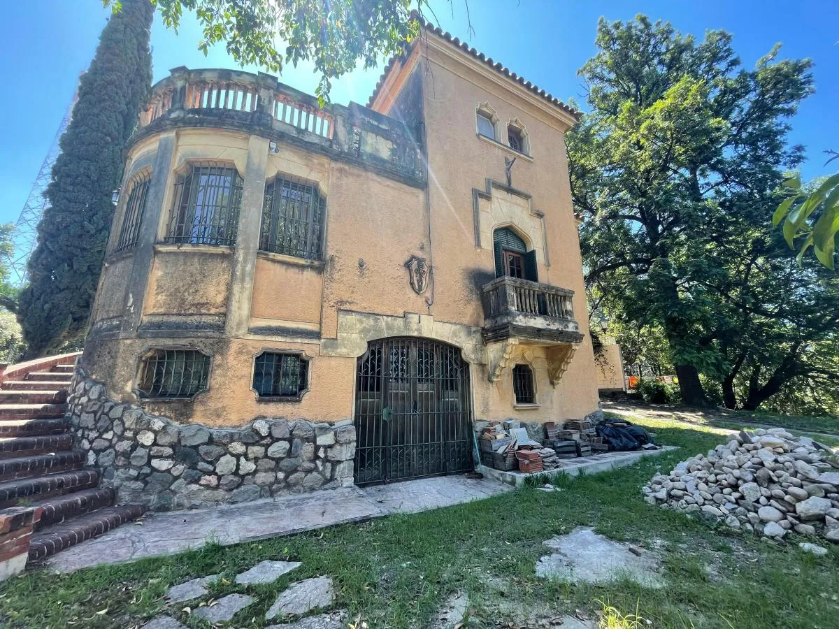 Castillo Cerro de Las Rosas Único 2.020t Impecable!