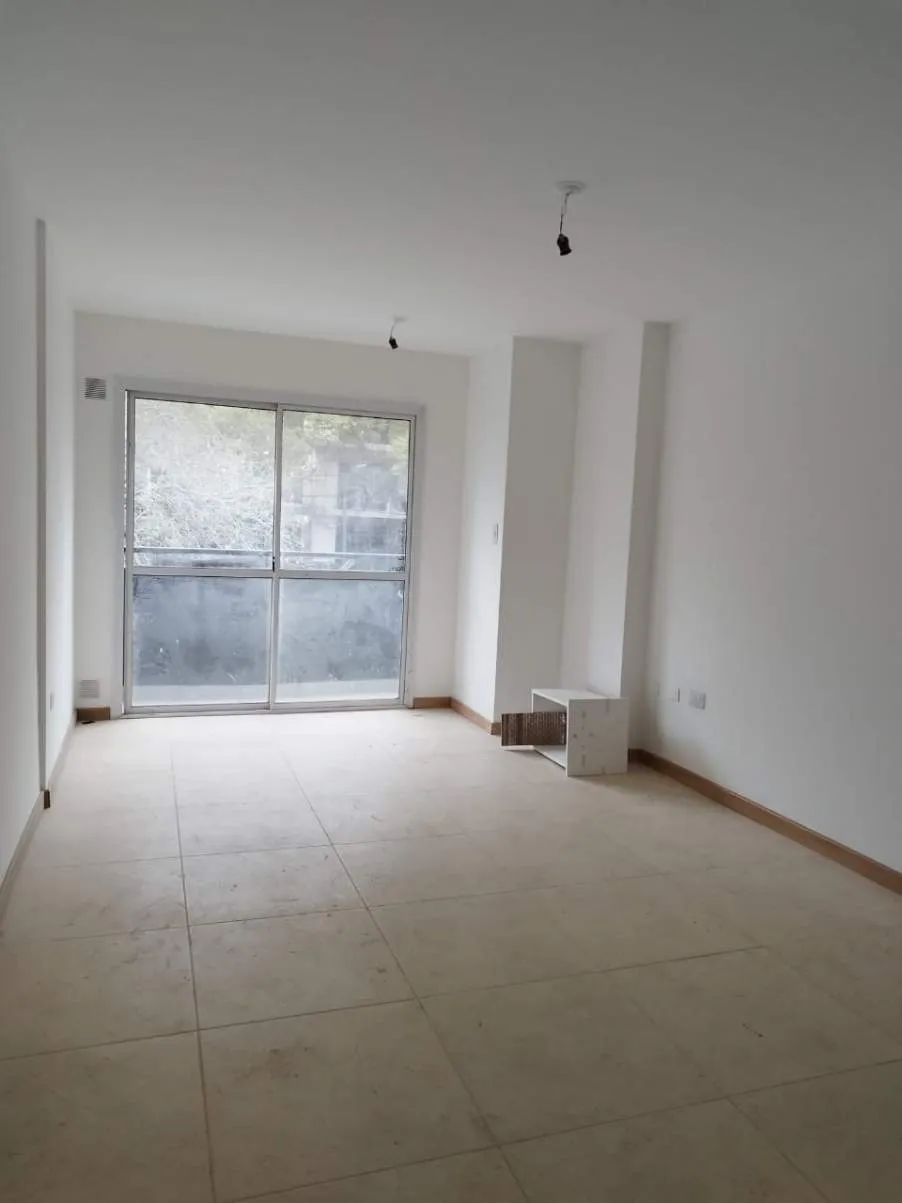Vendo dpto c1 dorm B Alberdi.
