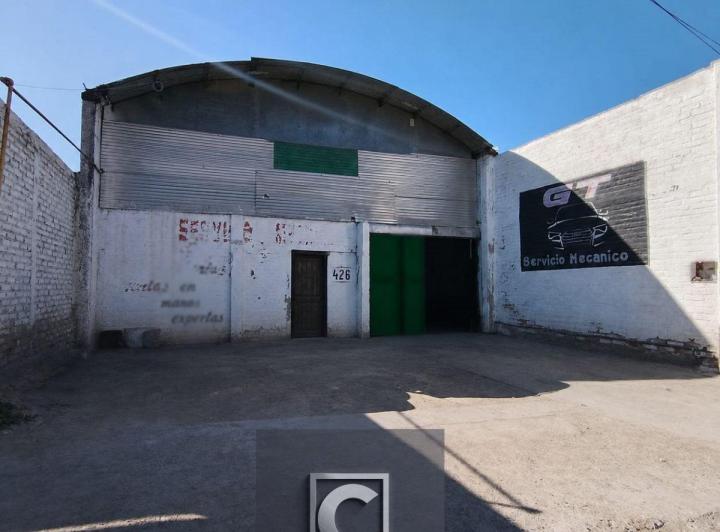 Bodega-Galpón · 217m²