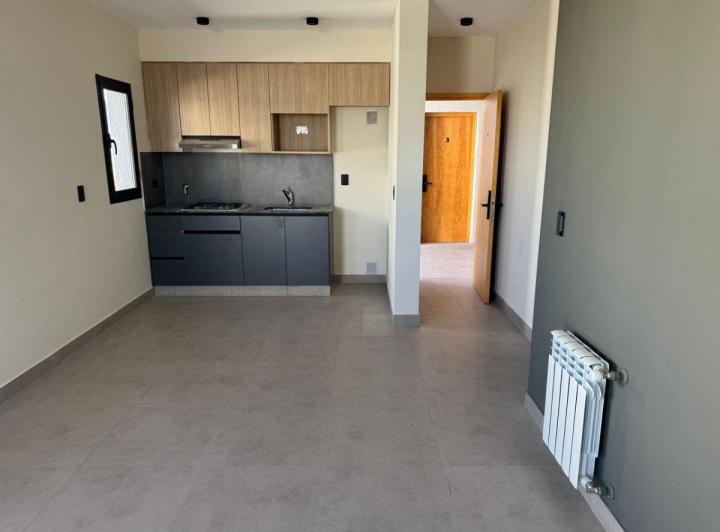 Departamento · 60m² · 4 Ambientes · 1 Cochera