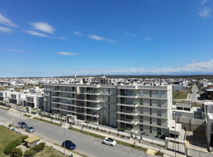 Departamento · 71m² · 3 Ambientes · 1 Cochera