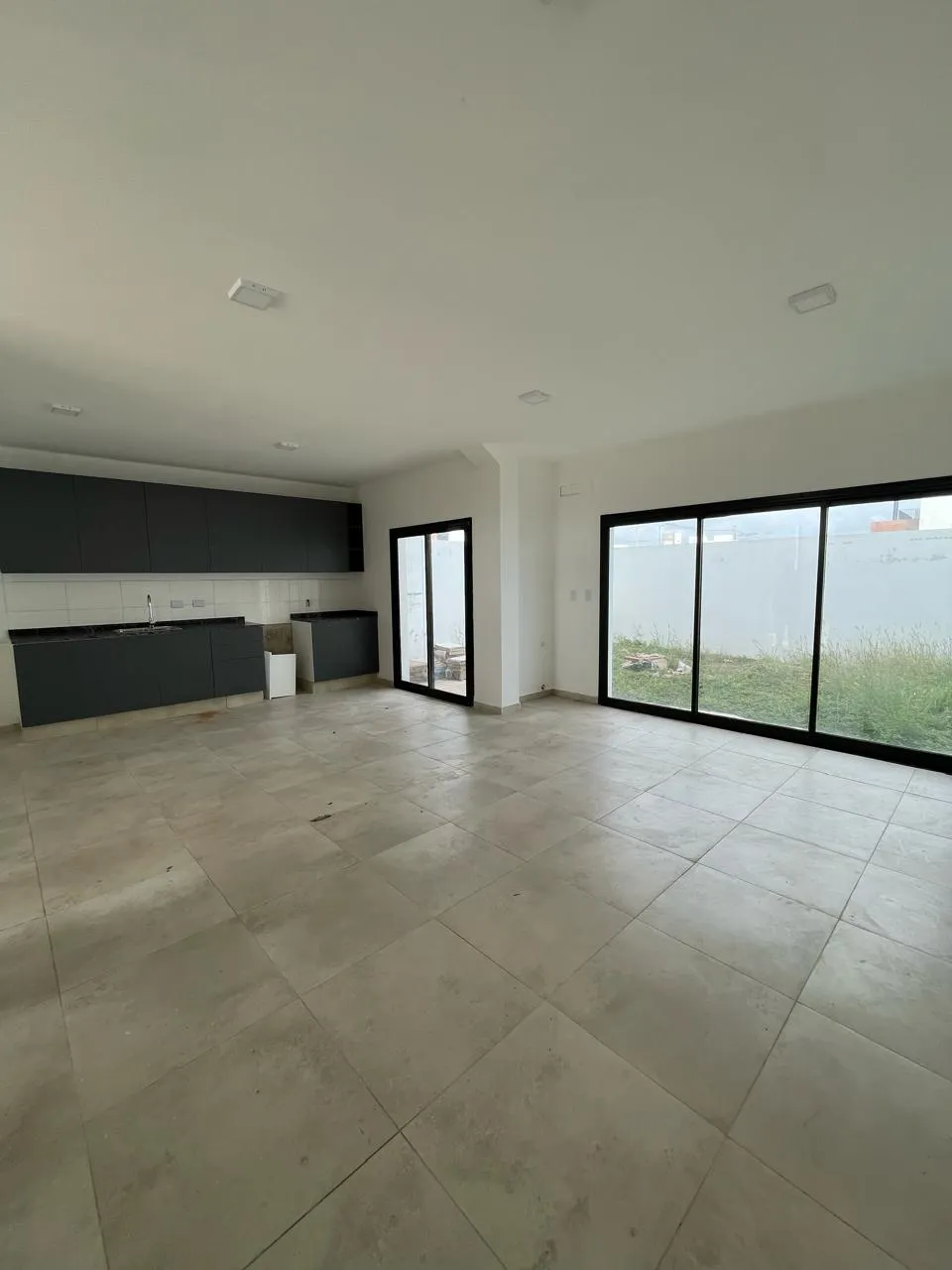 DUPLEX PRADOS DE MANANTIALES 3 DOR CON RENTA ASEGURADA