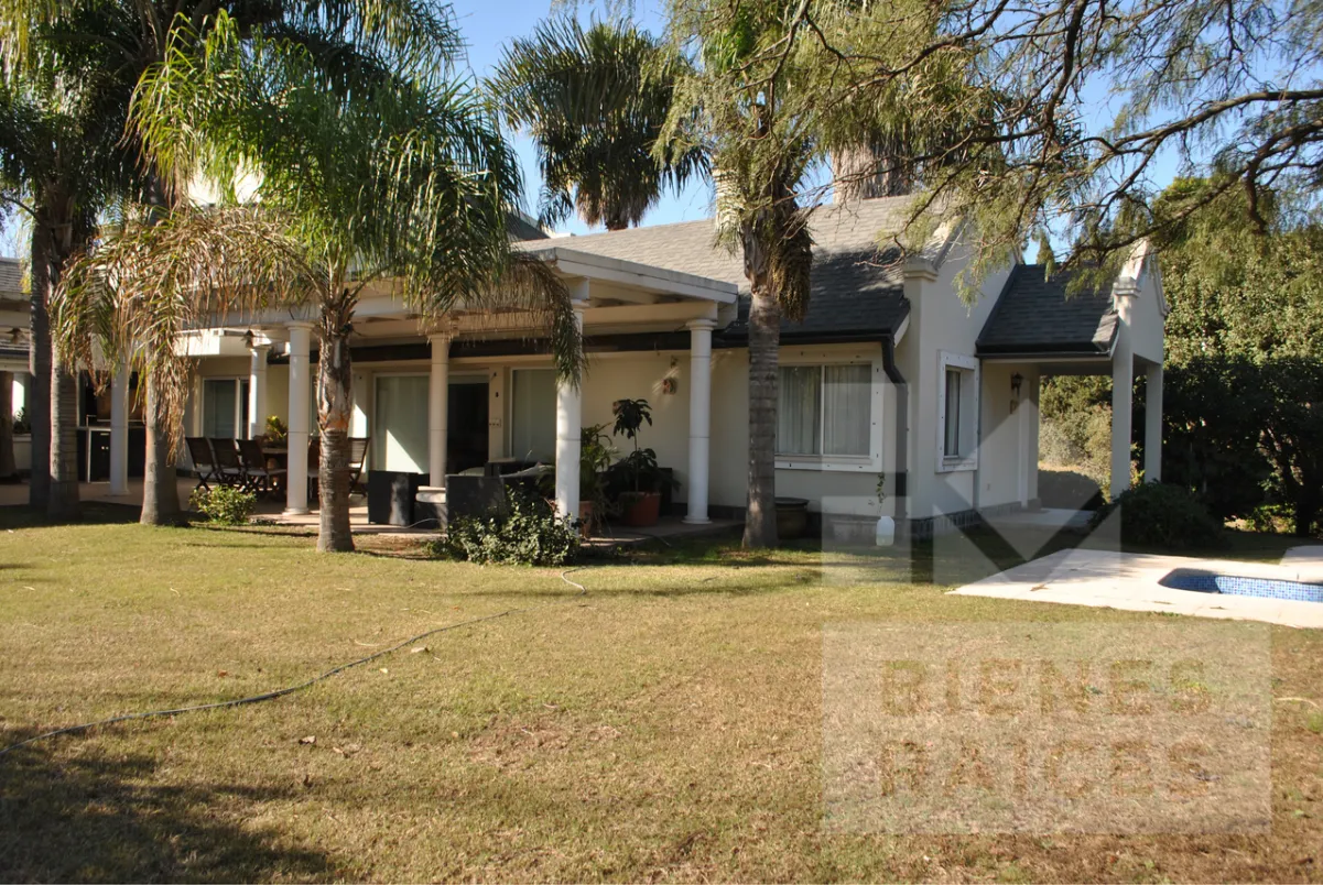 VENTA CASA 4 DOR. LAS DELICIAS