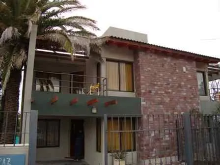 MUY LINDA CASA EN CARLOS PAZ CON PILETA, TODOS LOS SERVICIOS