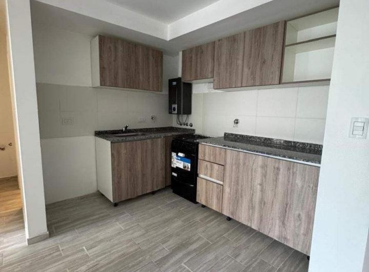 Departamento · 42m² · 4 Ambientes · 1 Cochera