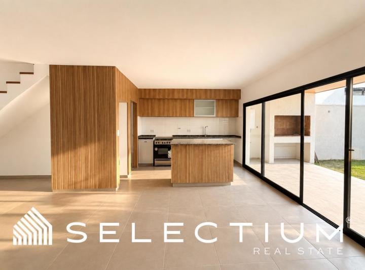 Casa · 160m² · 6 Ambientes
