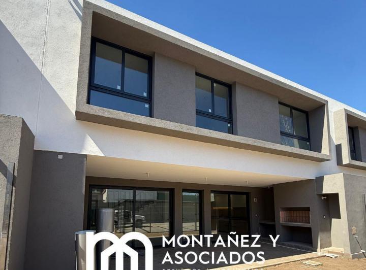 Casa · 150m² · 8 Ambientes · 2 Cocheras