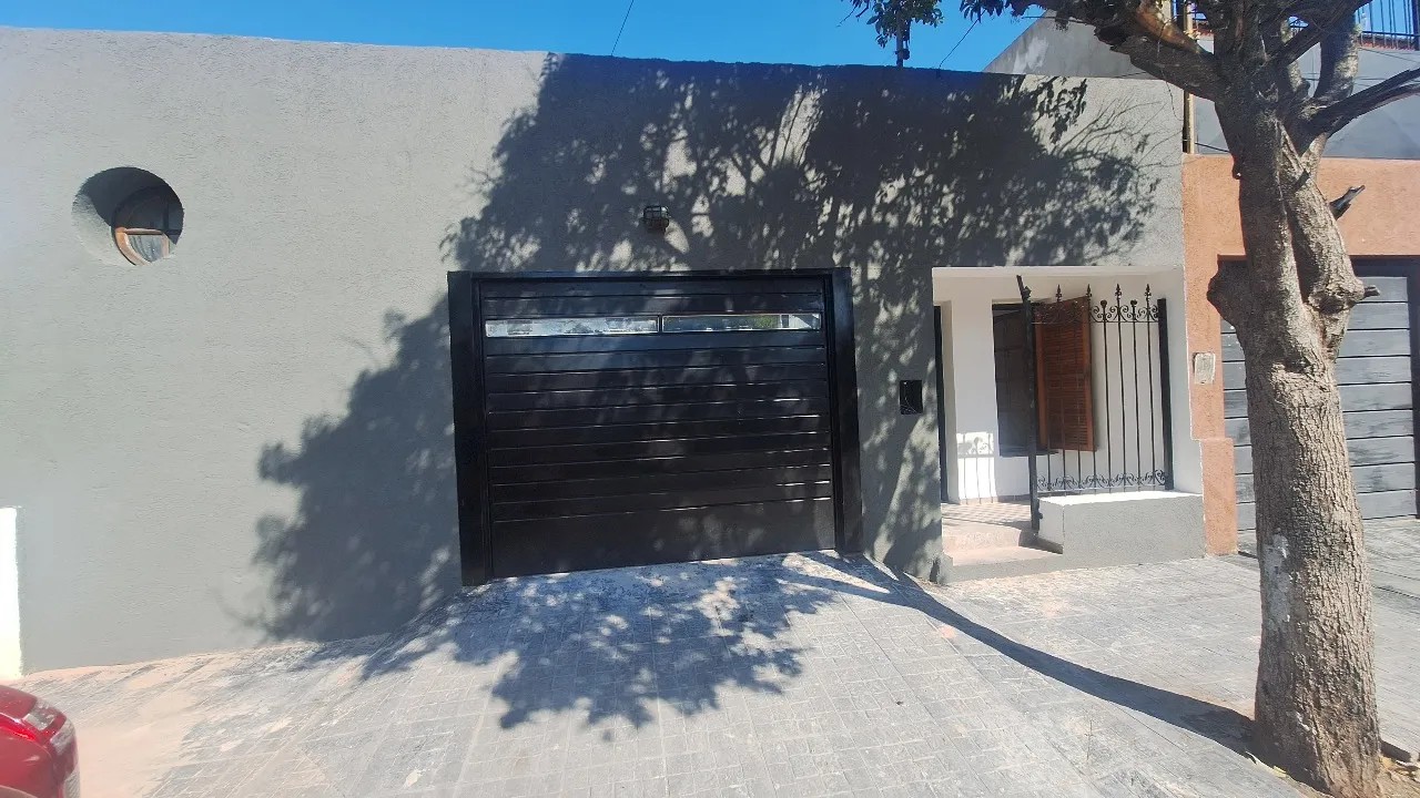 Venta PH Barrio Los Paraisos
