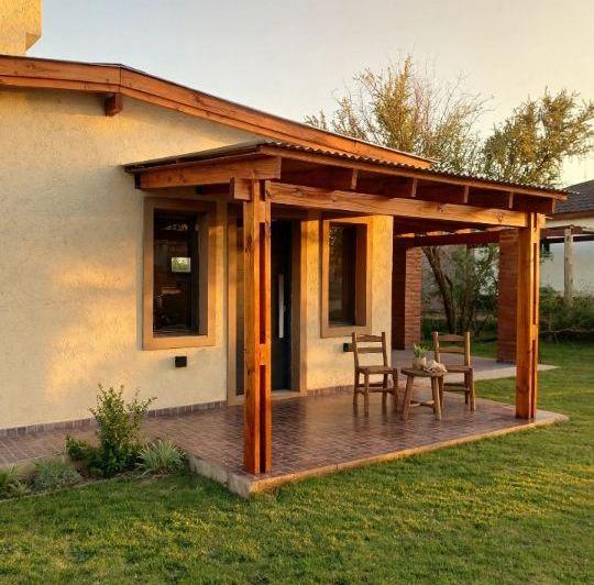 Casa · 100m² · 3 Ambientes · 1 Cochera