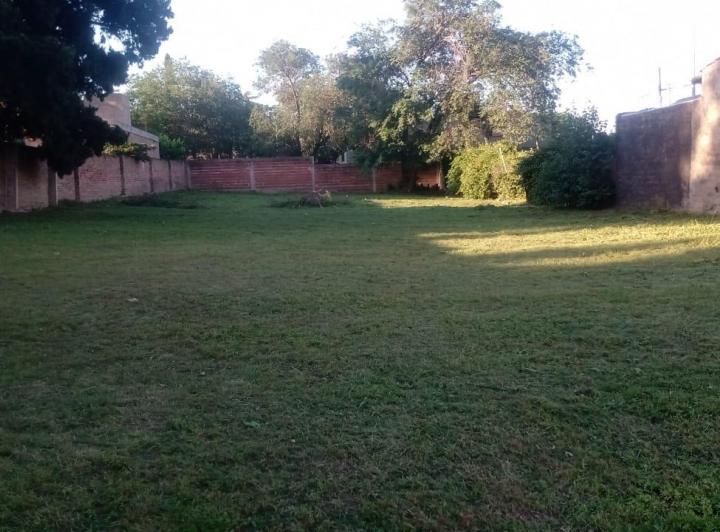 Terreno · 1200m²