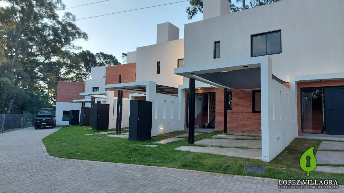 Dúplex En Venta Housing en B Villa Rivera Indarte - zona norte de Córdoba -