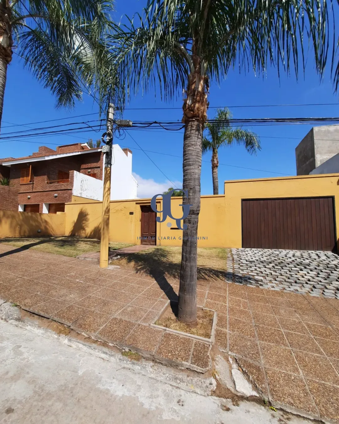 VALLE DEL CERRO-CASA 3 DORM-PILETA