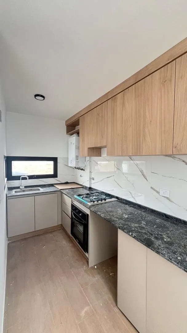 DUPLEX EN VENTA - QUEBRADAS DE MANANTIALES - 2 DORM. - GG