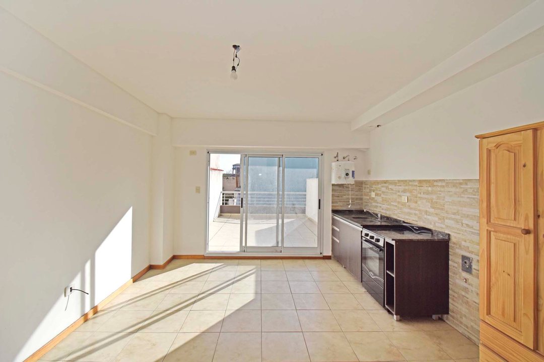 Venta Monoambiente balcón aterrazado en Villa Luro