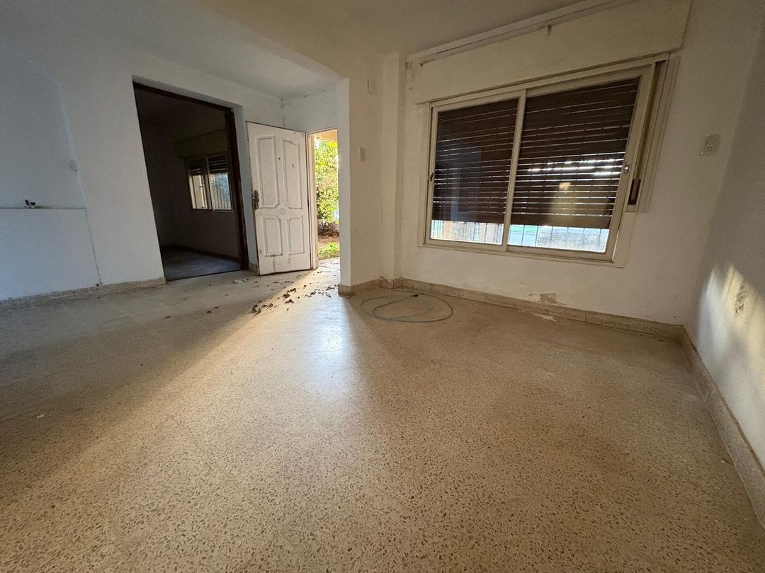 CASA FUNCIONAL DOS DORMITORIOS ZONA JERARQUICOS
