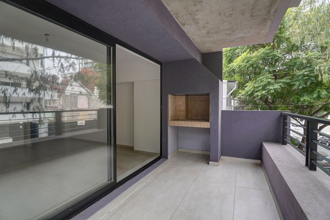 DEPTO 3 AMB C/BALCÓN Y PARRILLA- VENTA/ V. URQUIZA