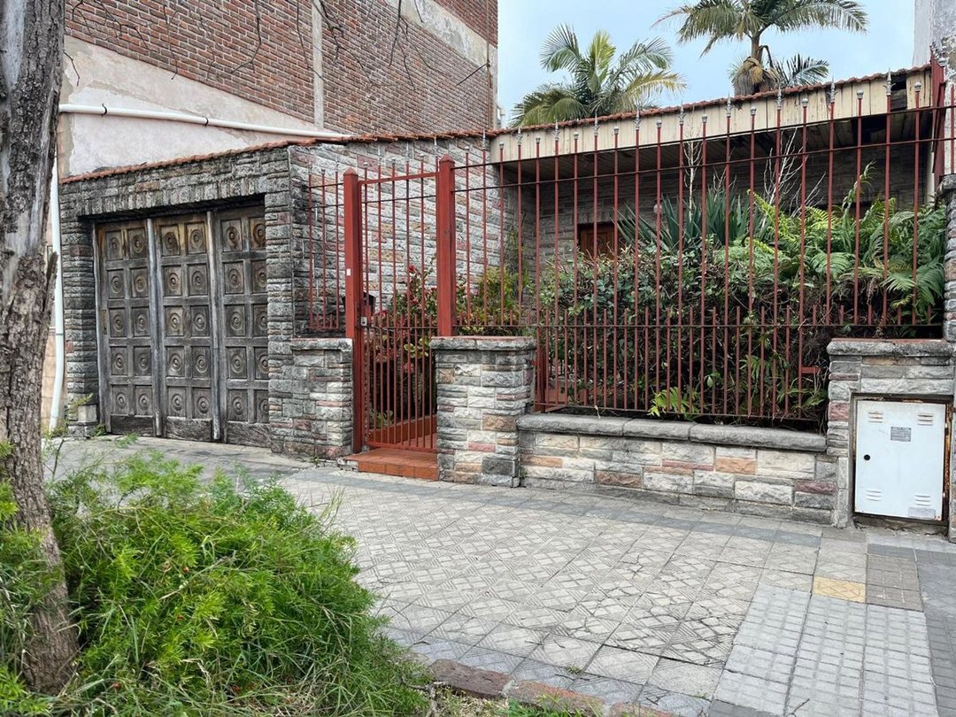VENTA DE CASA 3 AMB