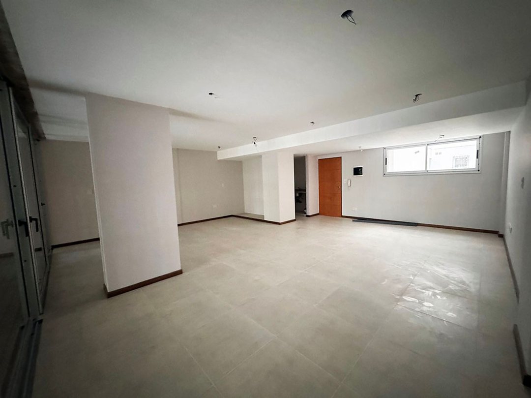 OFICINA EN VENTA LA PLATA