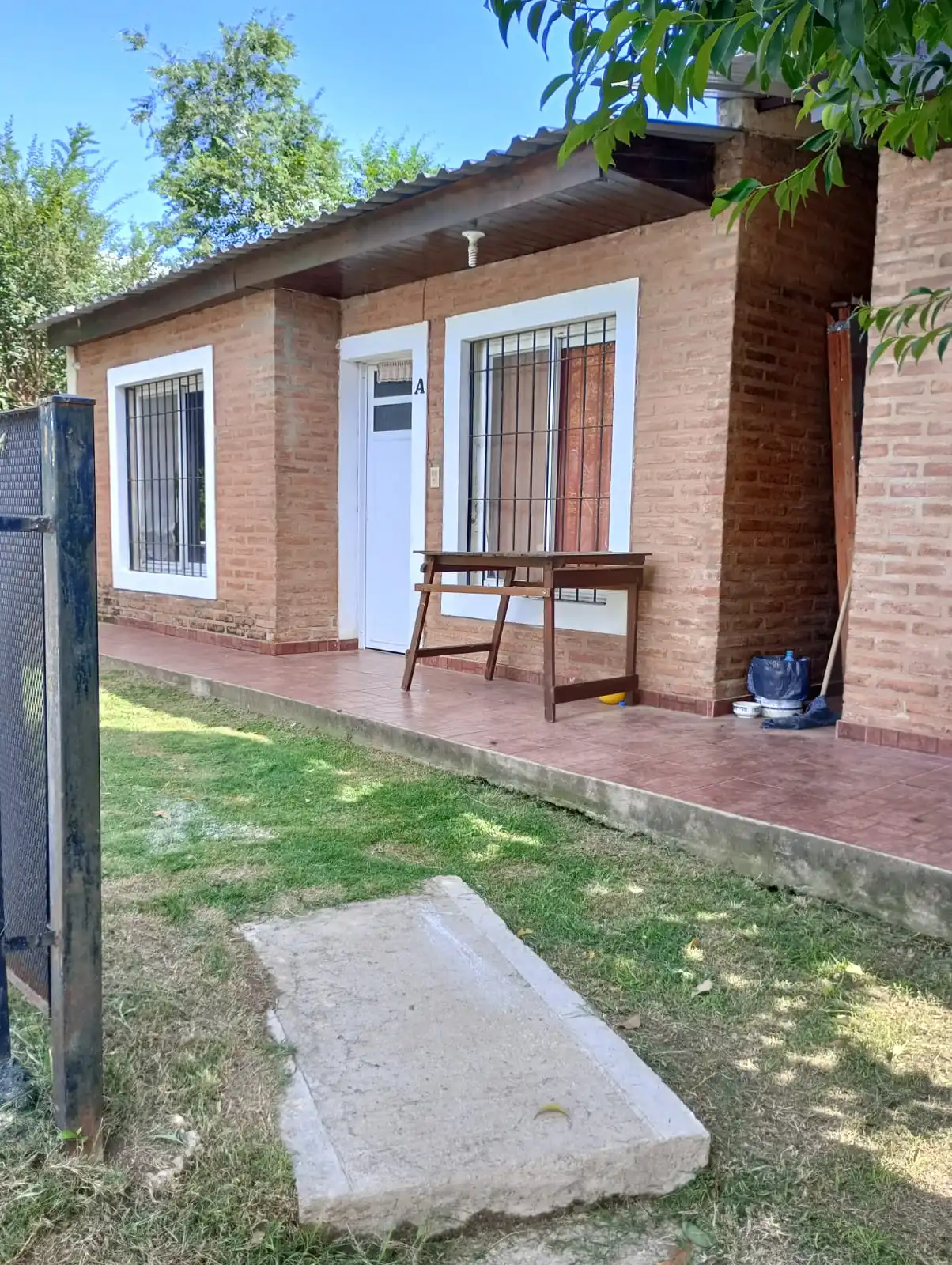 Casa 2 Dorm mas 2 Cabañas con Pileta