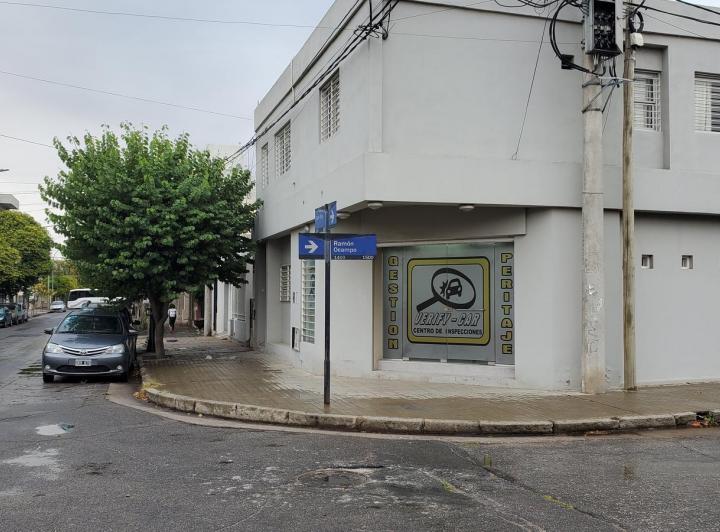 PH · 180m² · 8 Ambientes