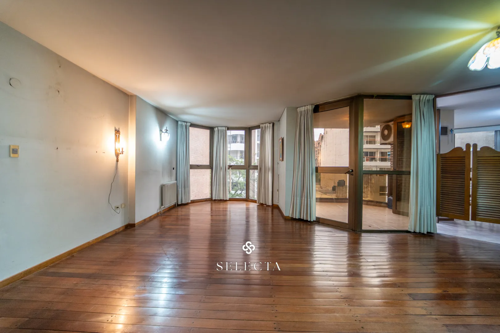 Exclusivo piso en edificio de categoría - Nueva Cordoba