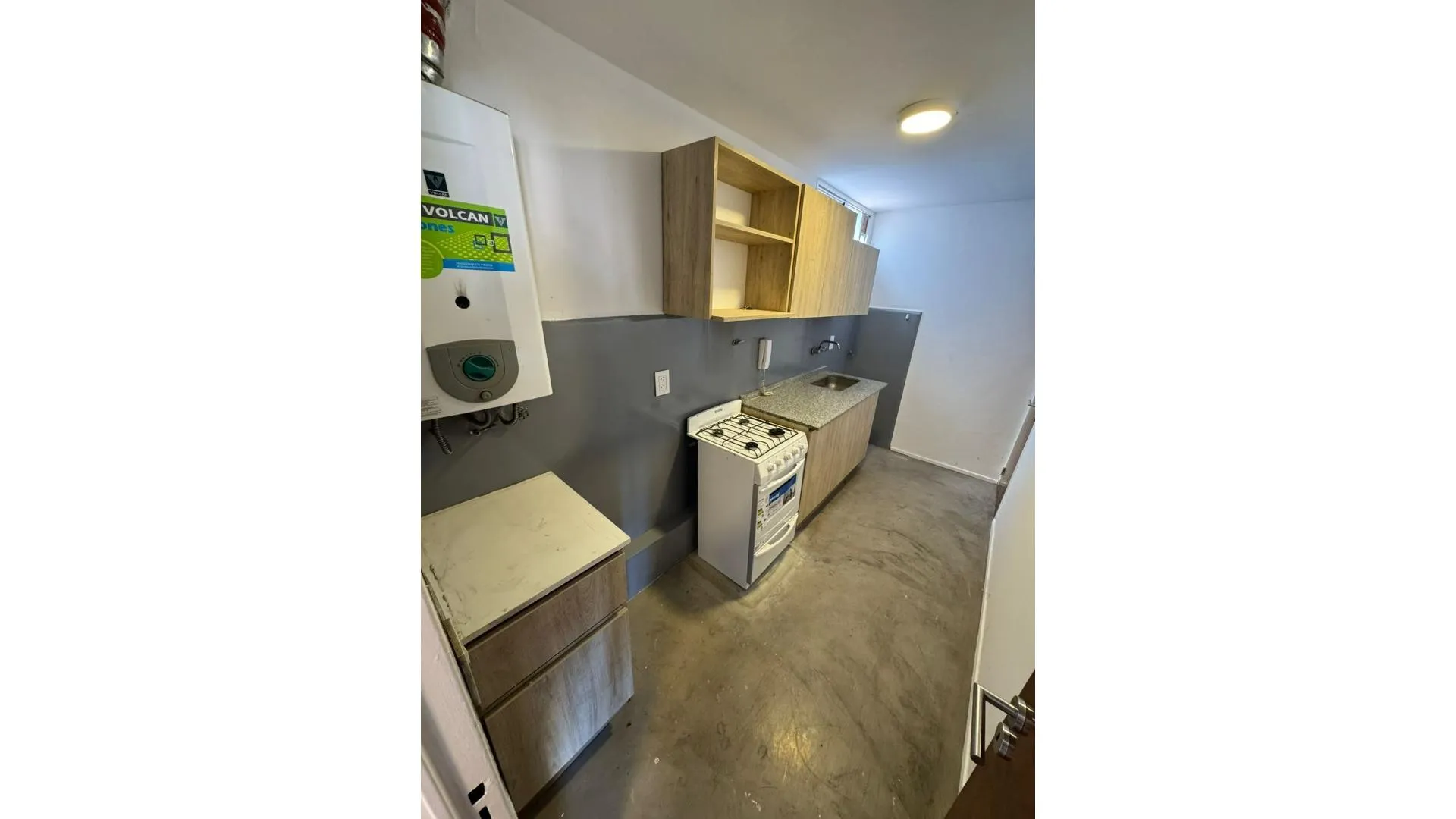DEPARTAMENTO VENTA AV YRIGOYEN DOS DORM FRENTE!