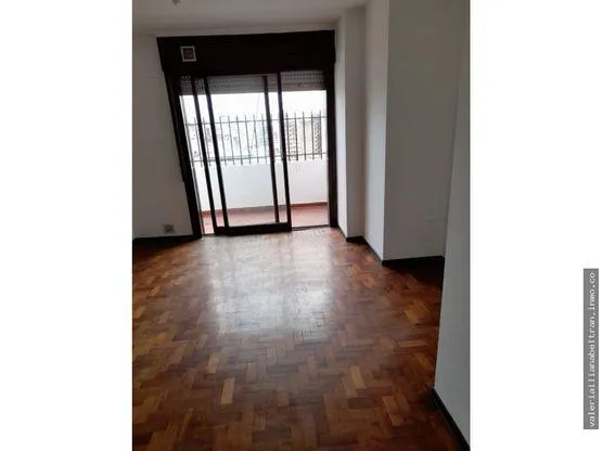 Oportunidad! Tres dormitorios con cochera ( depto)
