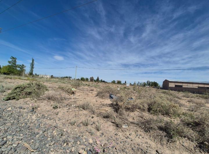 Terreno · 9200m²